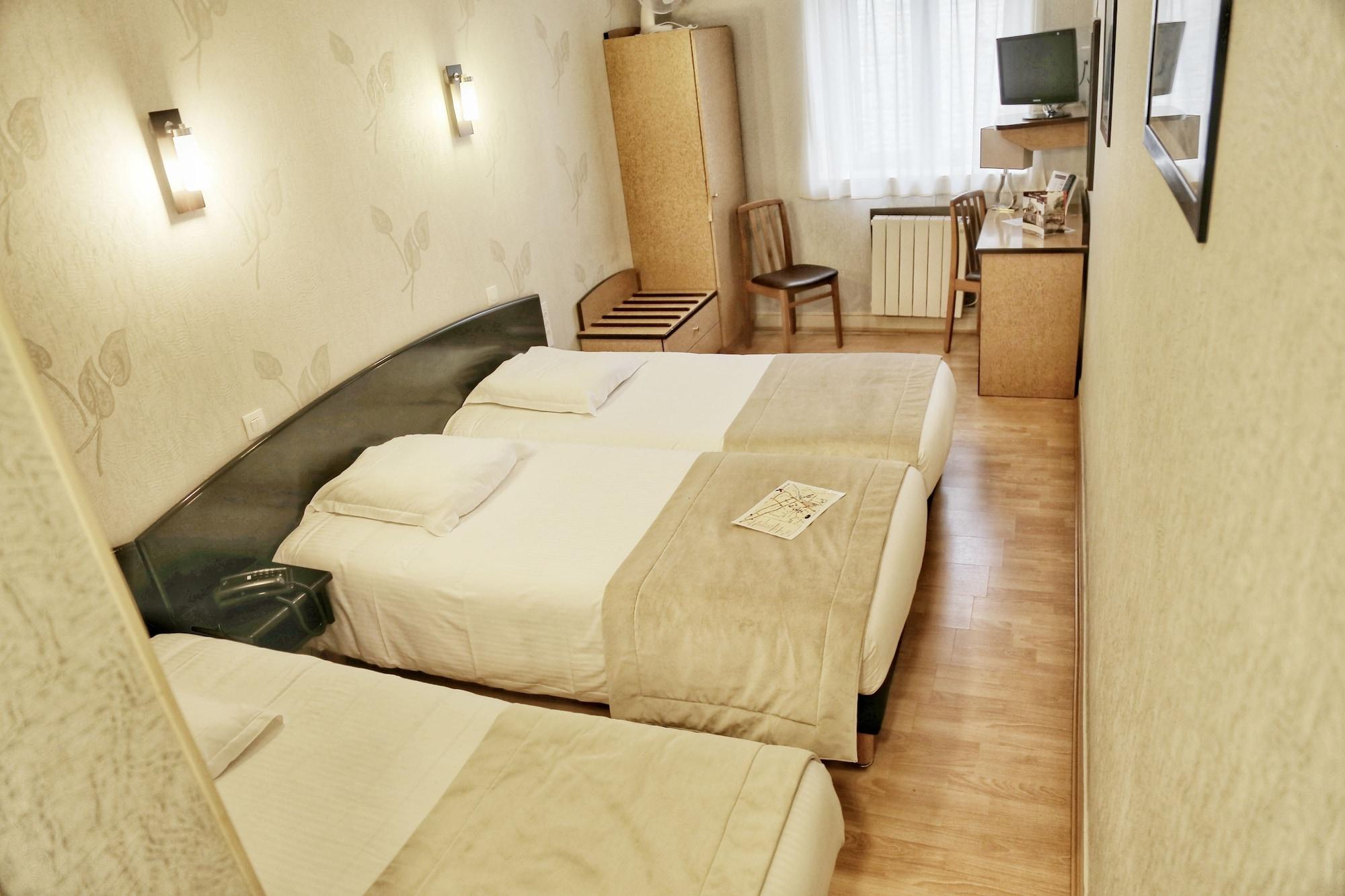 Le Hotel 3*